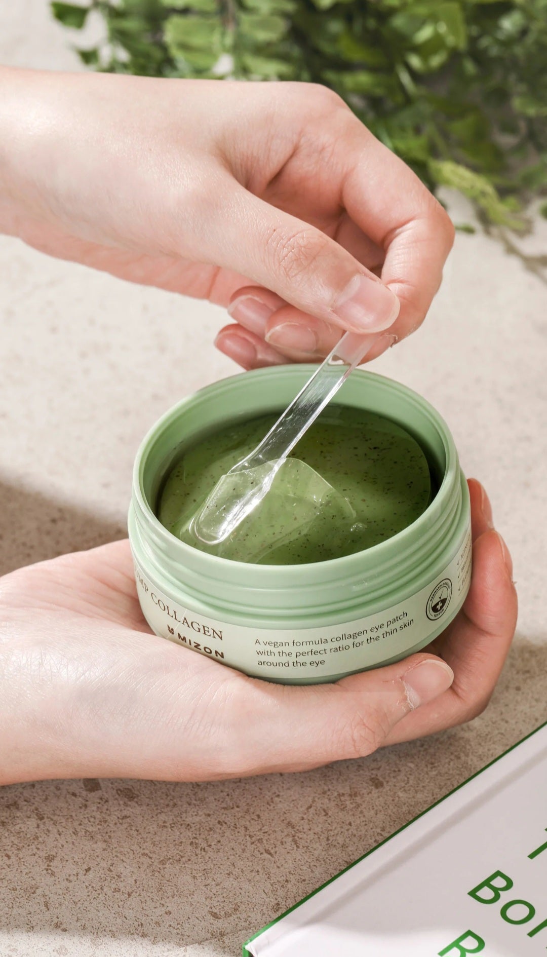 Phyto Plump Collagen Eye Gel Patch MIZON