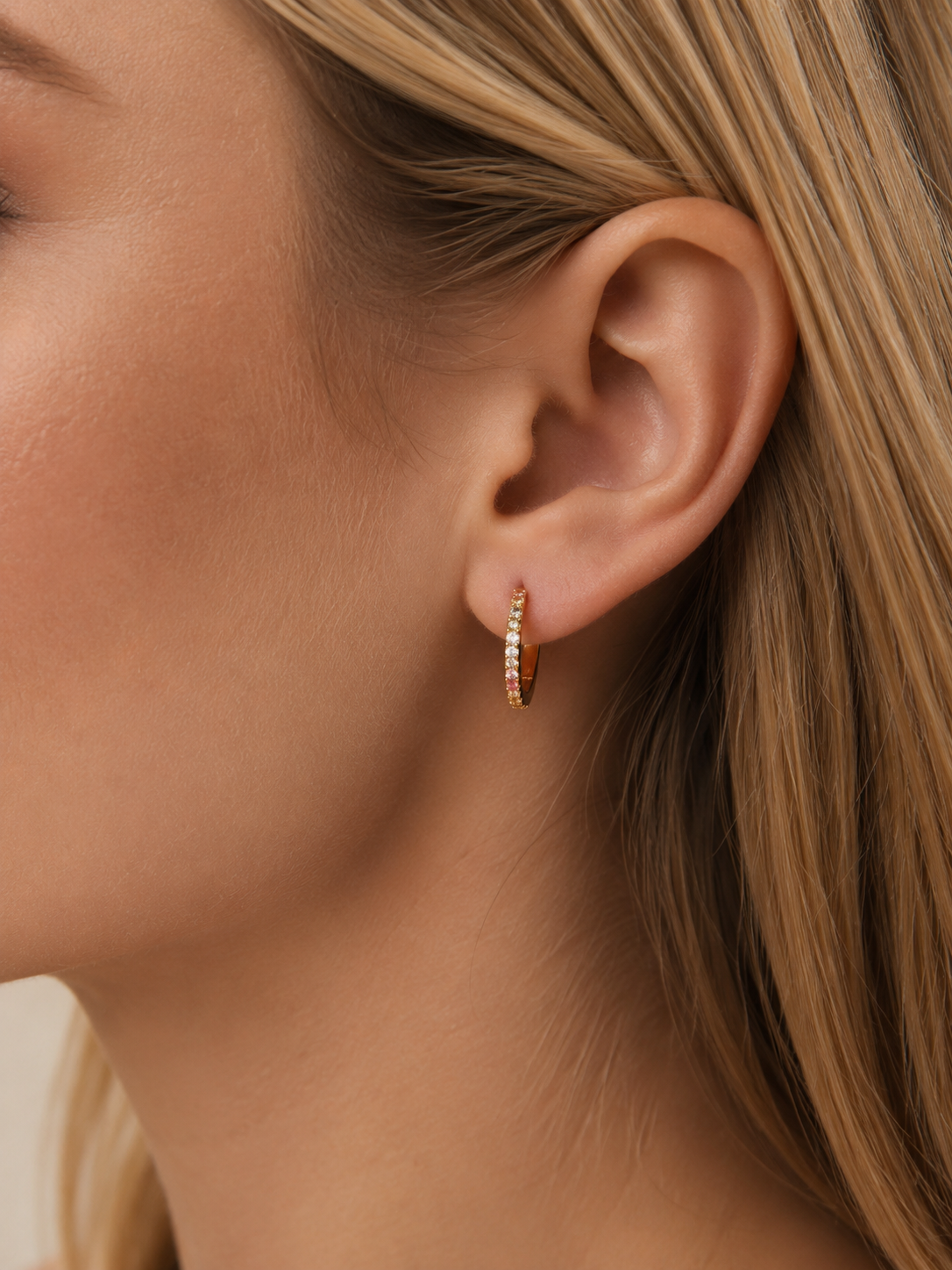 Nadia hoops